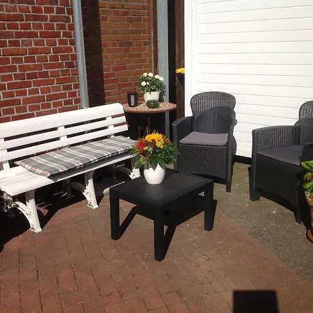 Ferienwohnungen Schaefer Carolinensiel Exterior photo